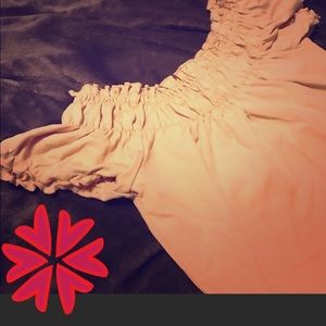 🌴🌴 Cream colored peasant top